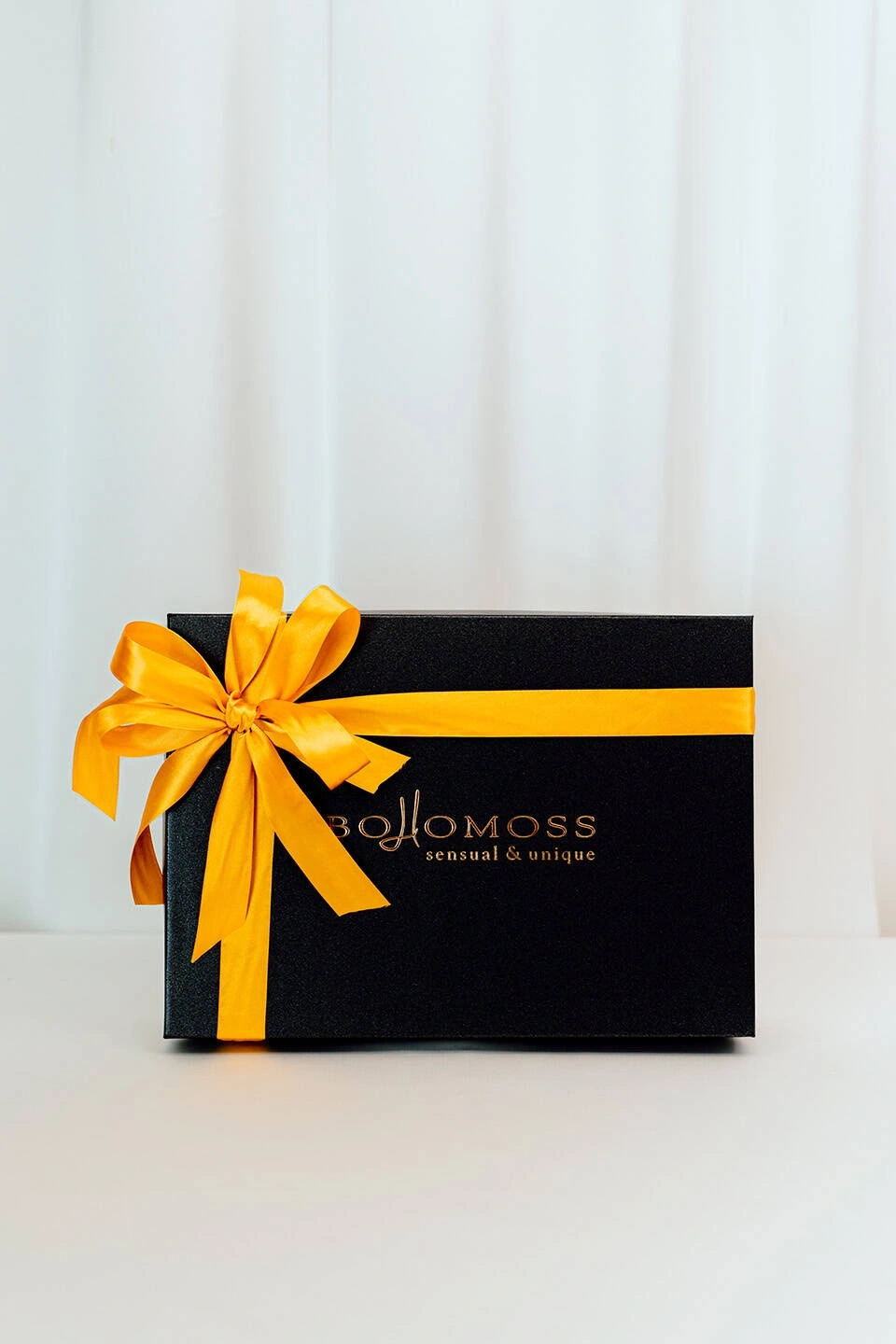 Pudełko prezentowe grafitowe - ze złotym logiem Bohomoss