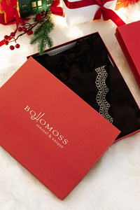 Pudełko prezentowe czerwone - ze złotym logiem Bohomoss