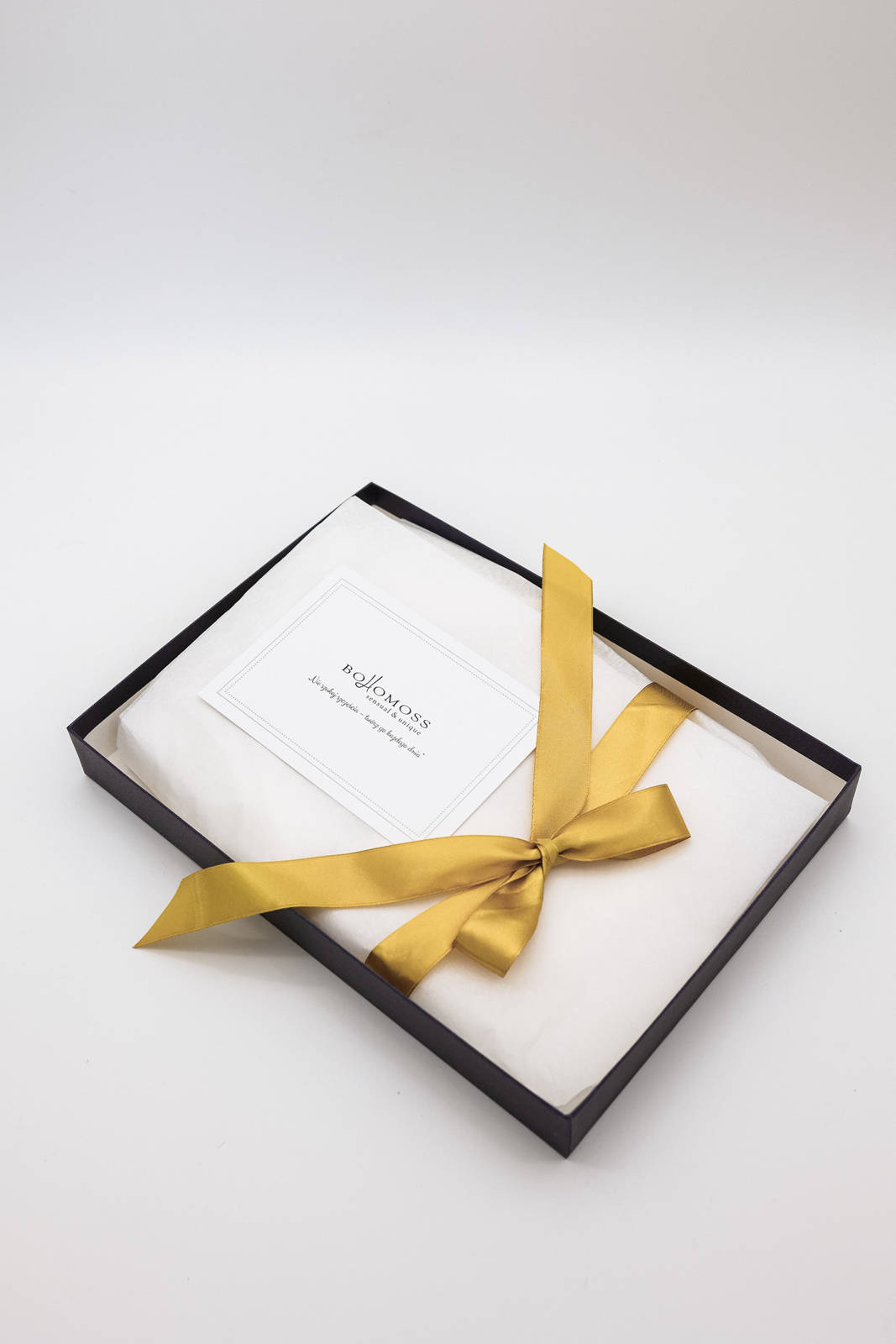 Pudełko prezentowe grafitowe - ze złotym logiem Bohomoss