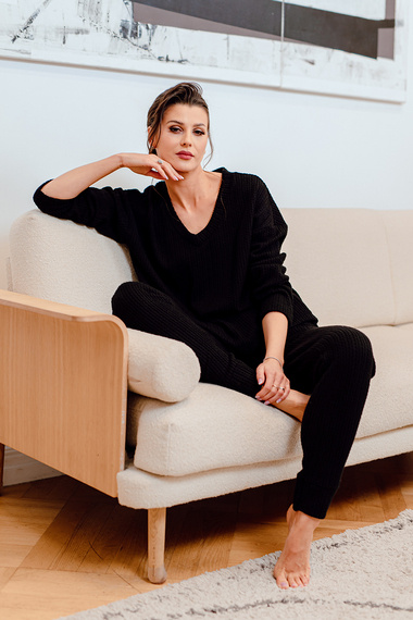 Spodnie damskie VESPER – z wysokim stanem i kieszeniami w kolorze czarnym