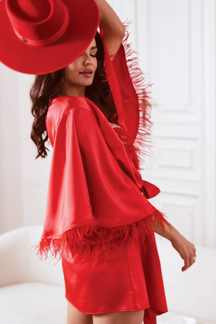Satynowy czerwony szlafrok Esmeralda
